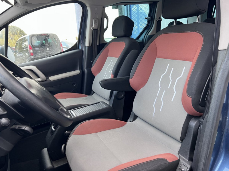 Photo 5 de l'offre de Peugeot Partner Tepee (2) 1.6 BlueHDi 100 S&S EGT6 Active à 12490€ chez Carlyss automobiles Vitré