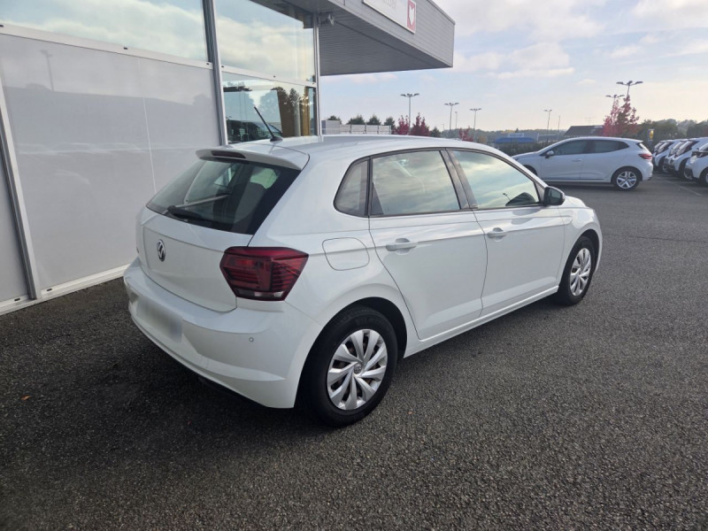 Photo 4 de l'offre de Volkswagen Polo (6) 1.0 TSI 95 Business à 12490€ chez Carlyss automobiles Vitré