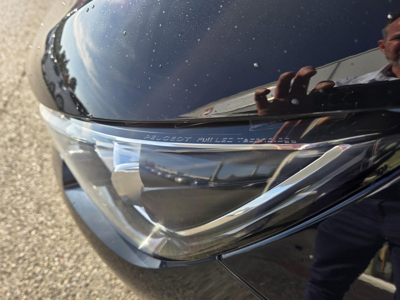 Photo 6 de l'offre de PEUGEOT 308 SW (2) BlueHDi 180 S&S EAT8 GT à 16490€ chez Carlyss automobiles Vitré