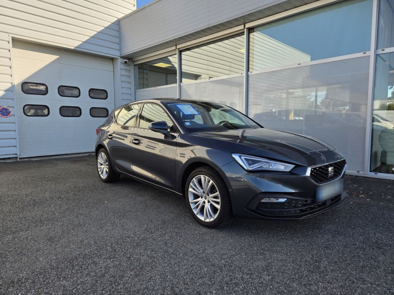 Seat Leon (4) 2.0 TDI 150 DSG S&S Style Business Diesel Gris clair Occasion à vendre