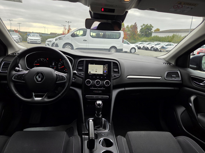 Photo 5 de l'offre de Renault Mégane Berline (4) Business TCe 115 FAP -21N à 15990€ chez Carlyss automobiles Vitré