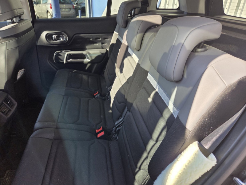 Photo 9 de l'offre de CITROEN C5 Aircross BlueHDi 130 S&S EAT8 C-Series à 22990€ chez Carlyss automobiles Vitré
