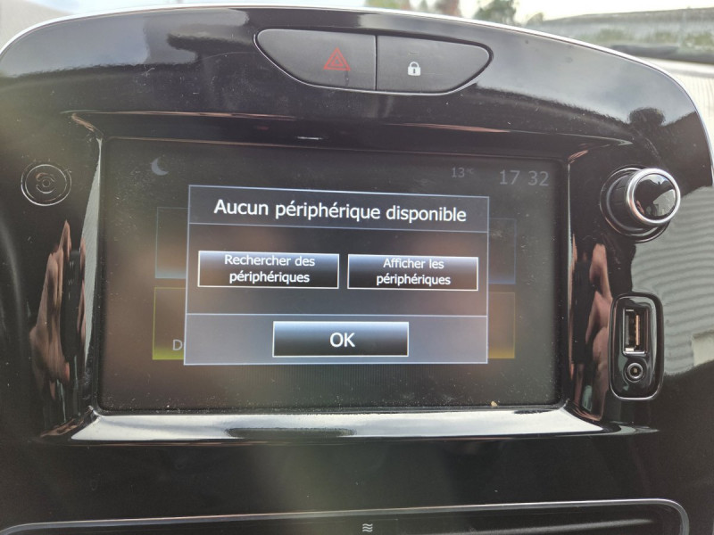 Photo 10 de l'offre de RENAULT Clio (4) Intens TCe 90 à 10990€ chez Carlyss automobiles Vitré