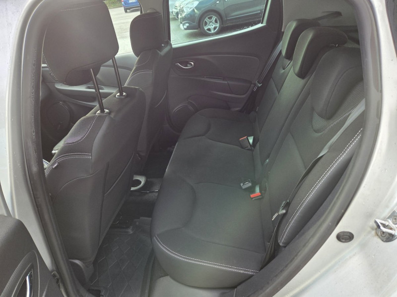 Photo 8 de l'offre de RENAULT Clio (4) Intens TCe 90 à 10990€ chez Carlyss automobiles Vitré