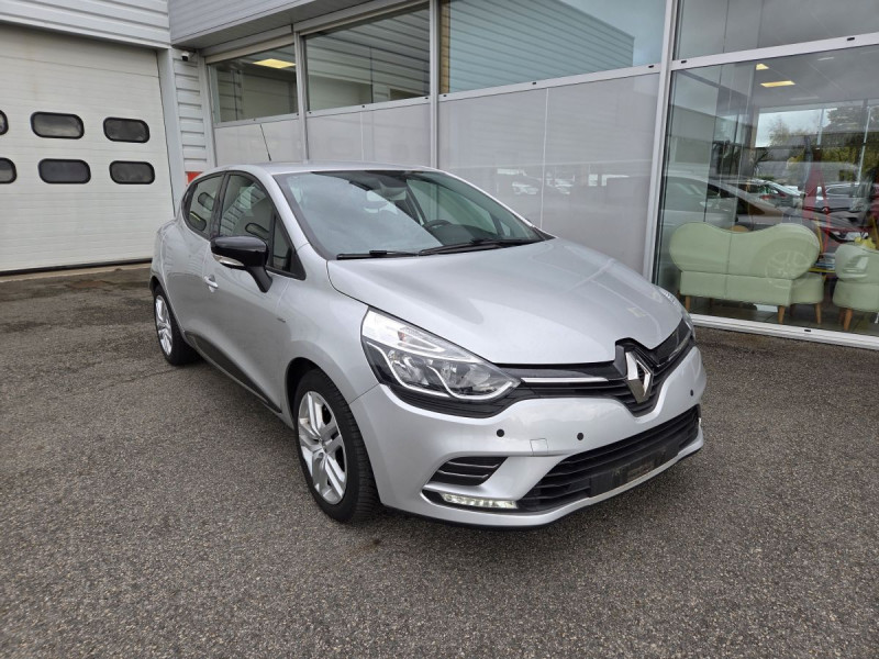 Photo 1 de l'offre de RENAULT Clio (4) Limited dCi 90 à 12990€ chez Carlyss automobiles Vitré