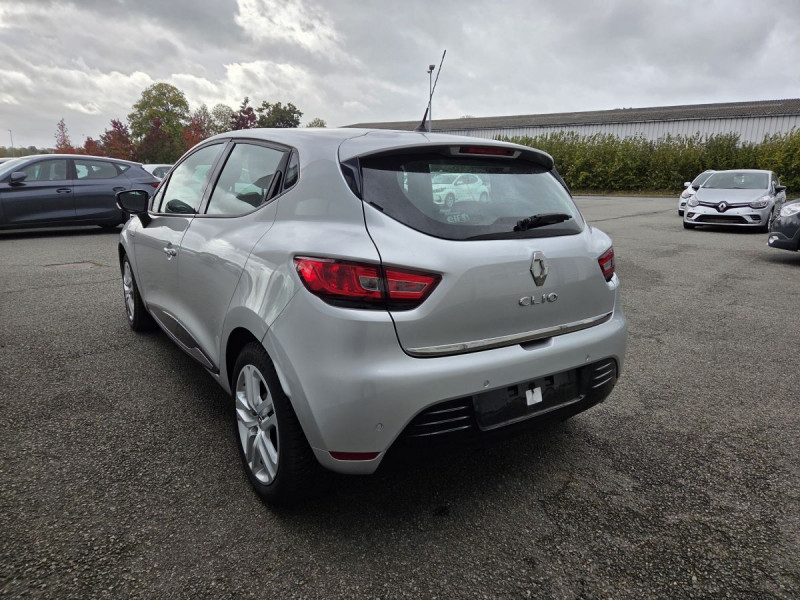 Photo 4 de l'offre de RENAULT Clio (4) Limited dCi 90 à 12990€ chez Carlyss automobiles Vitré