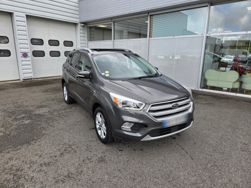 Ford Kuga (2) 2.0 TDCi 150 ch S&S 4x2Titanium Diesel Gris foncé Occasion à vendre