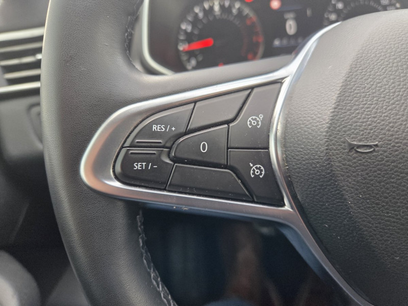 Photo 20 de l'offre de RENAULT Clio (5) Business TCe 100 - 20 à 11990€ chez Carlyss automobiles Vitré