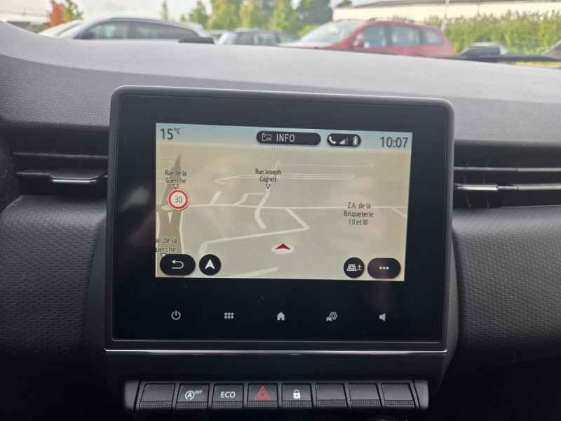 Photo 9 de l'offre de RENAULT Clio (5) Business TCe 100 - 20 à 11990€ chez Carlyss automobiles Vitré