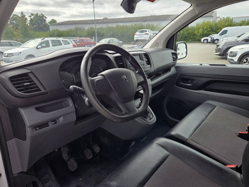 Photo 5 de l'offre de Peugeot Expert (3) 17492 euros HT 2.0 BHDI 145 S&S TAILLE M à 20990€ chez Carlyss automobiles Vitré