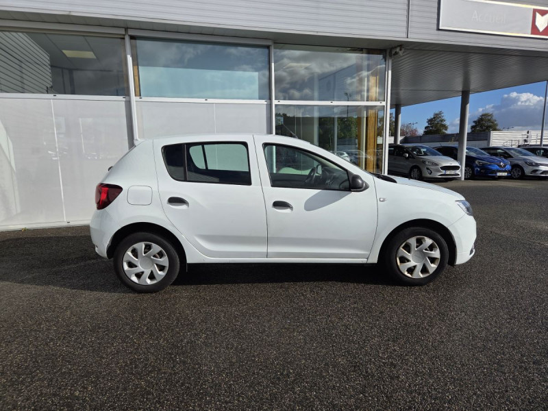 Photo 3 de l'offre de Dacia Sandero (3) Essentiel SCe 65 à 8490€ chez Carlyss automobiles Vitré