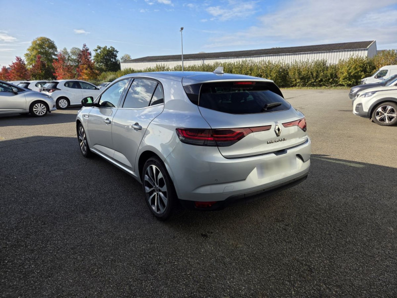 Photo 4 de l'offre de Renault Mégane Berline (4) techno Blue dCi 115 EDC à 17490€ chez Carlyss automobiles Vitré