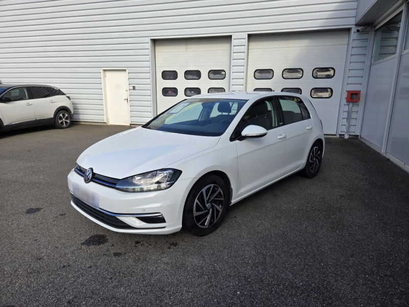 Photo 2 de l'offre de VOLKSWAGEN Golf (7) 1.5 TSI EVO 130 BVM6 Confortline à 17990€ chez Carlyss automobiles Vitré