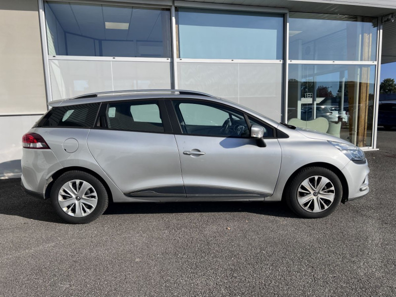 Photo 3 de l'offre de Renault Clio Estate (4) Business dCi 90 à 10990€ chez Carlyss automobiles Vitré