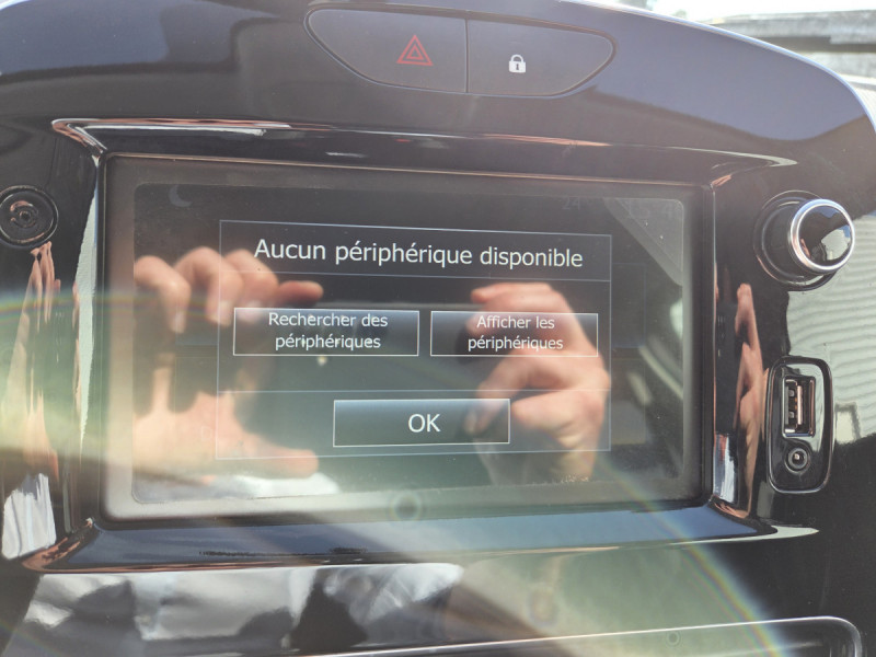 Photo 9 de l'offre de Renault Clio Estate (4) Business dCi 90 à 12290€ chez Carlyss automobiles Vitré