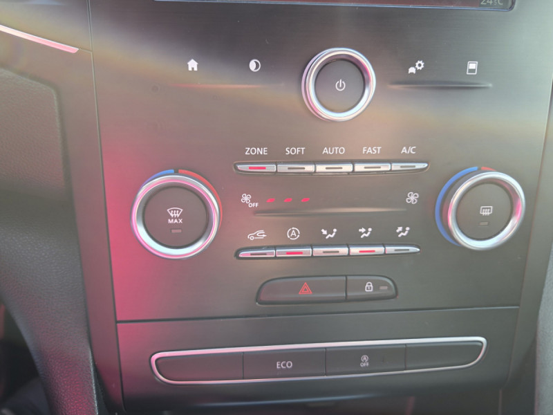 Photo 10 de l'offre de Renault Mégane Estate (4) Business TCe 140 FAP à 14490€ chez Carlyss automobiles Vitré