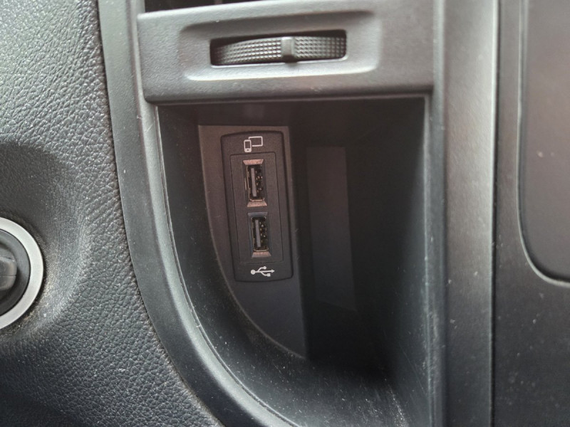 Photo 18 de l'offre de Mercedes Vito Tourer Extra Long (3) 114 CDI Tourer XL PRO à 36990€ chez Carlyss automobiles Vitré