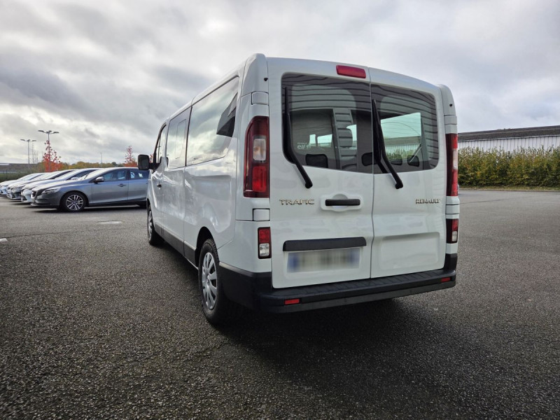 Photo 6 de l'offre de Renault Trafic (3) Zen L2 Energy dCi 125 9 places à 24490€ chez Carlyss automobiles Vitré