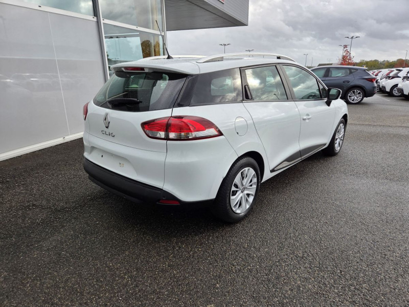 Photo 3 de l'offre de Renault Clio Estate (4) Business dCi 90 à 10990€ chez Carlyss automobiles Vitré