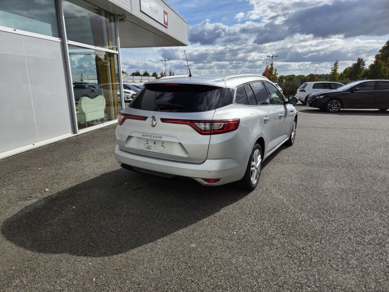 Photo 3 de l'offre de Renault Mégane Estate (4) Business TCe 140 FAP à 14490€ chez Carlyss automobiles Vitré