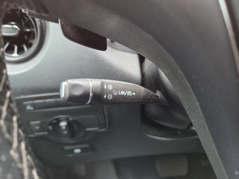 Photo 17 de l'offre de Mercedes Vito Tourer Extra Long (3) 114 CDI Tourer XL PRO à 36990€ chez Carlyss automobiles Vitré