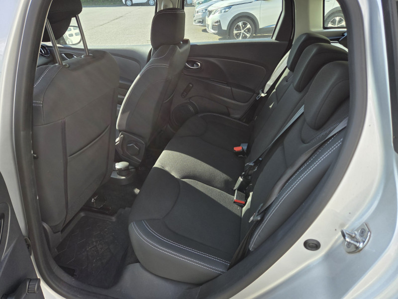 Photo 6 de l'offre de Renault Clio Estate (4) Business dCi 90 à 11990€ chez Carlyss automobiles Vitré