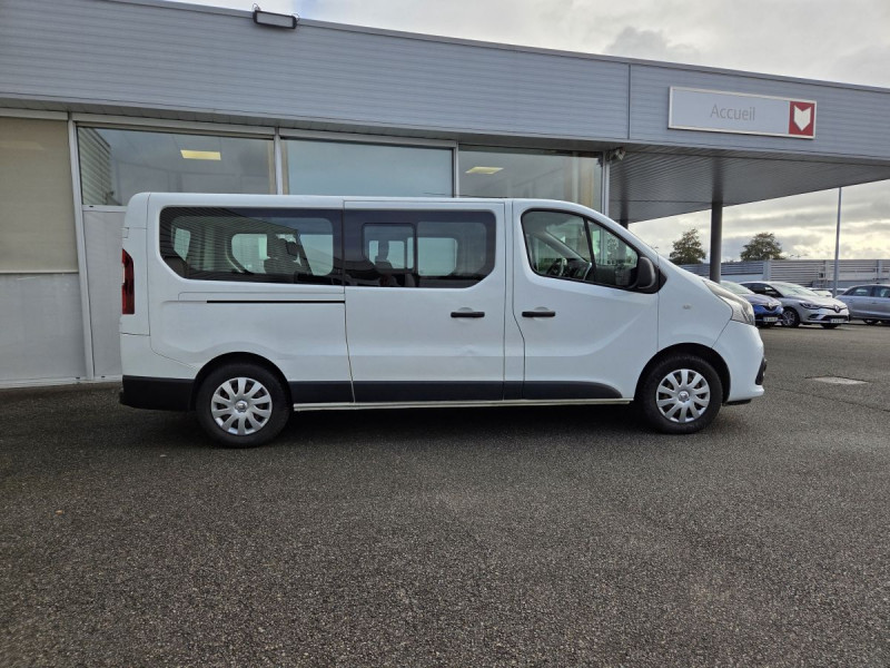 Photo 2 de l'offre de Renault Trafic (3) Zen L2 Energy dCi 125 9 places à 24490€ chez Carlyss automobiles Vitré