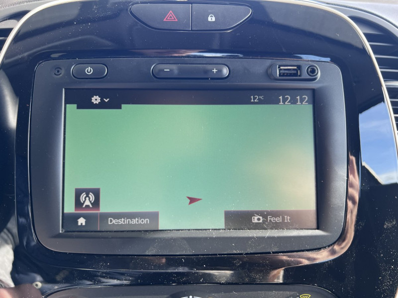 Photo 13 de l'offre de RENAULT Captur Business dCi 90 à 11490€ chez Carlyss automobiles Vitré