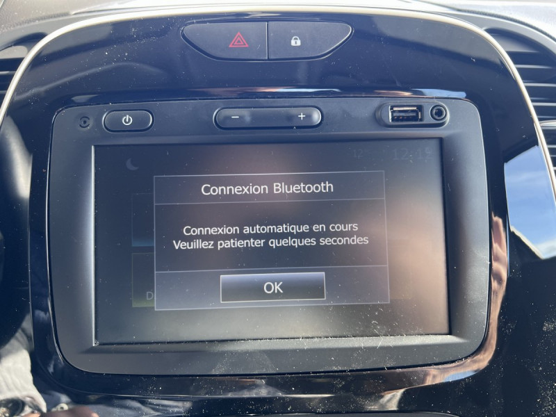 Photo 10 de l'offre de RENAULT Captur Business dCi 90 à 11490€ chez Carlyss automobiles Vitré