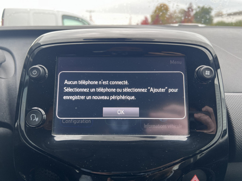 Photo 12 de l'offre de Citroën C1 (2) VTi 72 S&S BVM Feel à 9490€ chez Carlyss automobiles Vitré