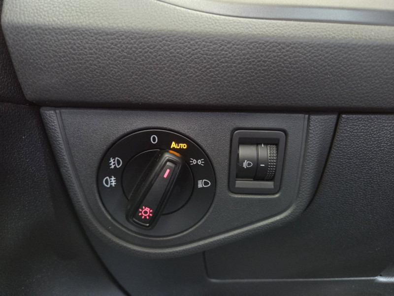 Photo 17 de l'offre de Volkswagen Polo (6) 1.0 TSI 95 Business à 11790€ chez Carlyss automobiles Vitré