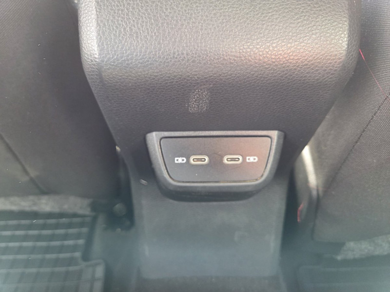 Photo 10 de l'offre de Volkswagen Polo (6) 1.0 TSI 95 Business à 11990€ chez Carlyss automobiles Vitré