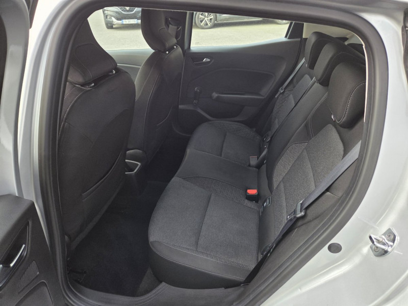 Photo 7 de l'offre de RENAULT Clio (5) Business TCe 90 -21 à 11990€ chez Carlyss automobiles Vitré