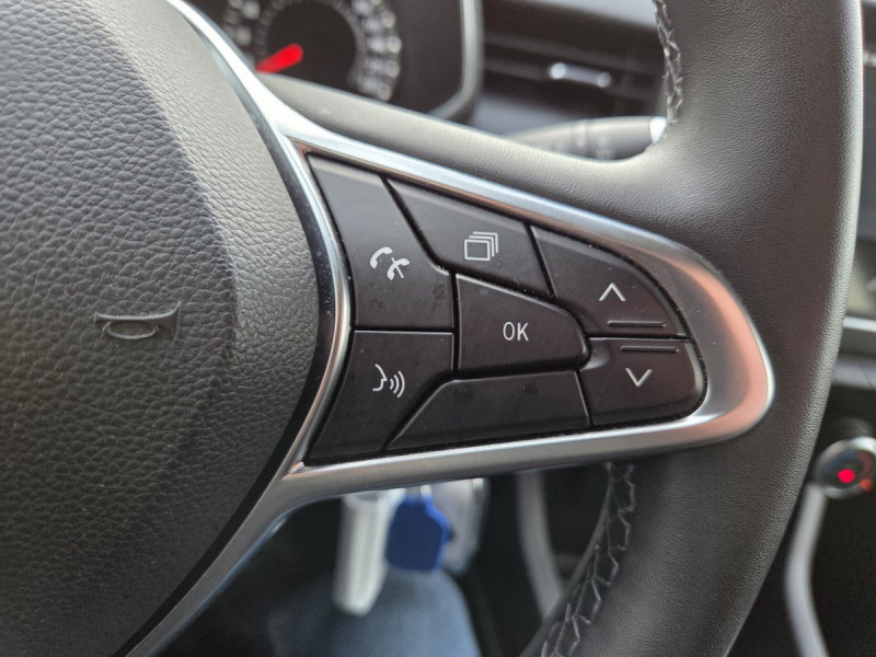 Photo 17 de l'offre de RENAULT Clio (5) Business TCe 90 -21 à 11990€ chez Carlyss automobiles Vitré