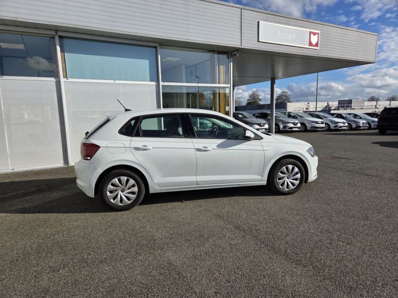 Photo 2 de l'offre de Volkswagen Polo (6) 1.0 TSI 95 Business à 13990€ chez Carlyss automobiles Vitré
