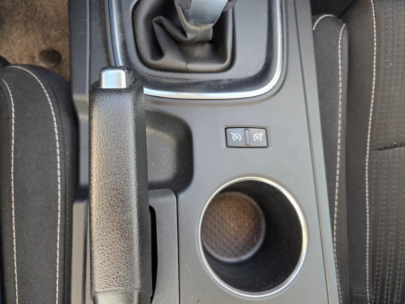 Photo 20 de l'offre de Renault Mégane Estate (4) Business Blue dCi 115 EDC à 12990€ chez Carlyss automobiles Vitré