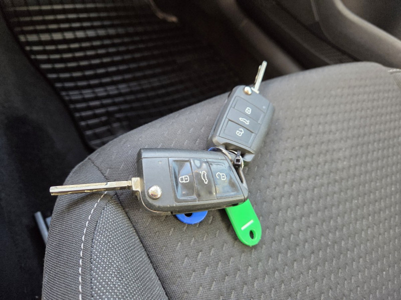 Photo 19 de l'offre de Volkswagen Polo (6) 1.0 TSI 95 Business à 12790€ chez Carlyss automobiles Vitré