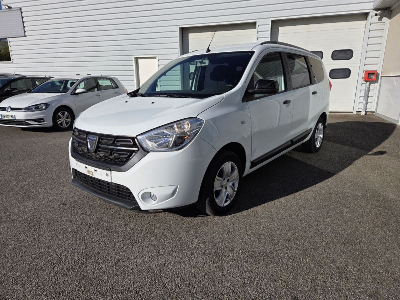 Photo 5 de l'offre de Dacia Lodgy 7 Places Essentiel Blue dCi 115 E6U à 15490€ chez Carlyss automobiles Vitré