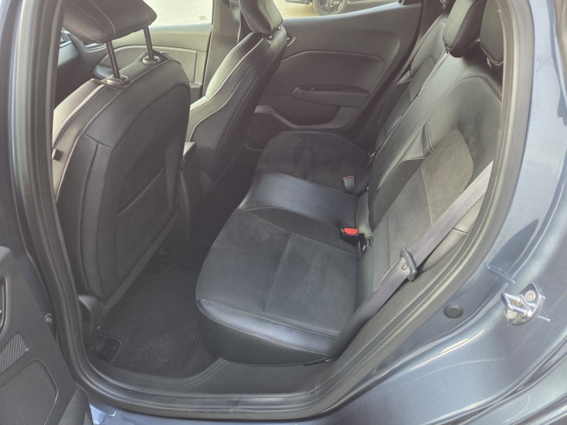 Photo 8 de l'offre de RENAULT Clio (5) Intens TCe 100 - 20 à 12690€ chez Carlyss automobiles Vitré