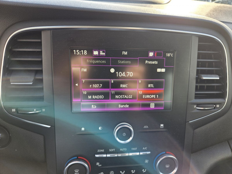 Photo 12 de l'offre de Renault Mégane Estate (4) Business Blue dCi 115 EDC à 12990€ chez Carlyss automobiles Vitré