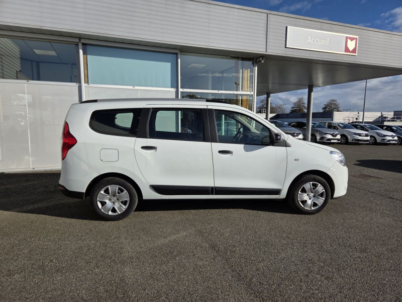 Photo 2 de l'offre de Dacia Lodgy 7 Places Essentiel Blue dCi 115 E6U à 15490€ chez Carlyss automobiles Vitré