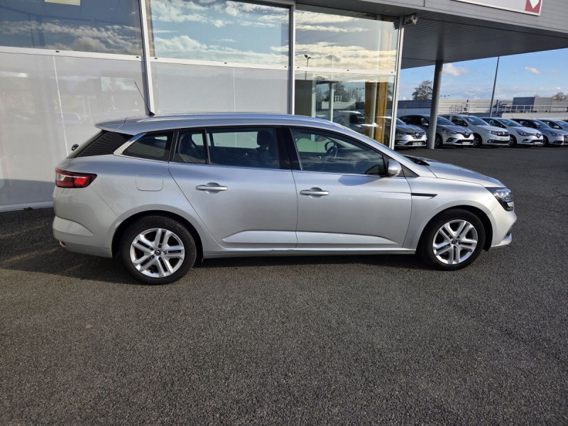 Photo 5 de l'offre de Renault Mégane Estate (4) Business Blue dCi 115 EDC à 12990€ chez Carlyss automobiles Vitré