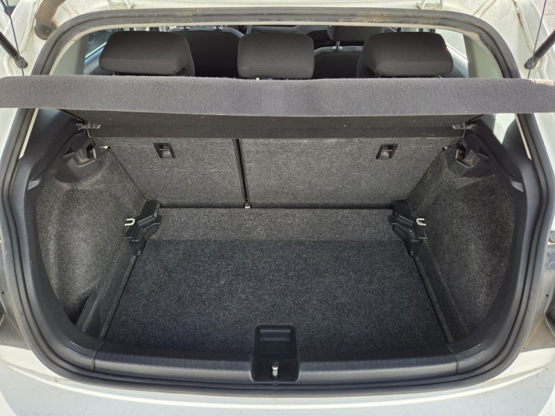 Photo 20 de l'offre de Volkswagen Polo (6) 1.0 TSI 95 Business à 13990€ chez Carlyss automobiles Vitré