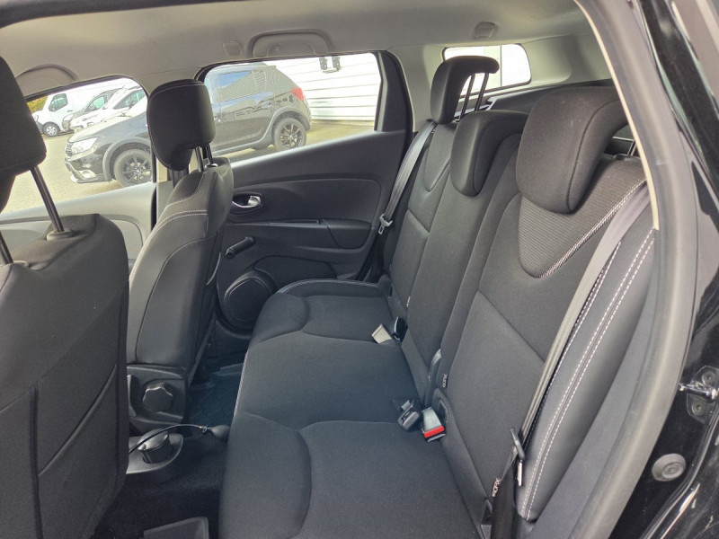 Photo 8 de l'offre de Renault Clio Estate (4) Business dCi 90 à 12990€ chez Carlyss automobiles Vitré