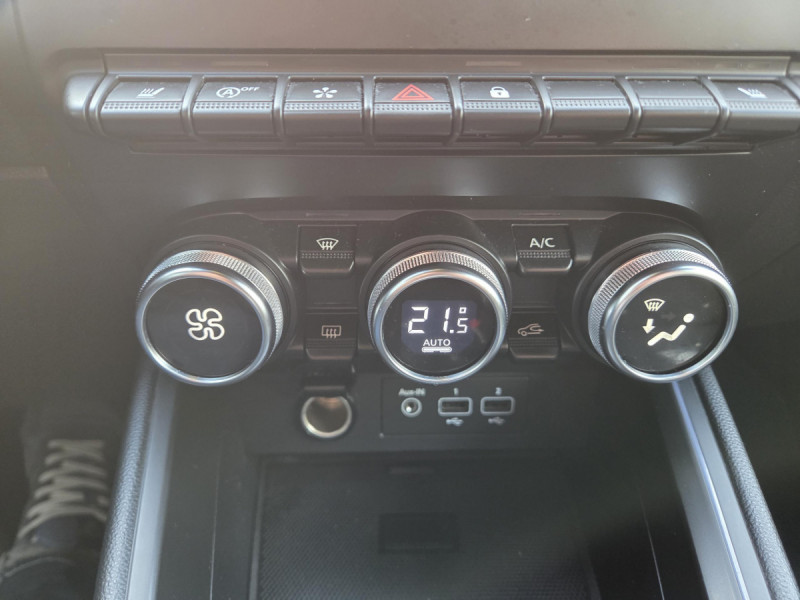 Photo 13 de l'offre de RENAULT Clio (5) Intens TCe 100 - 20 à 12690€ chez Carlyss automobiles Vitré