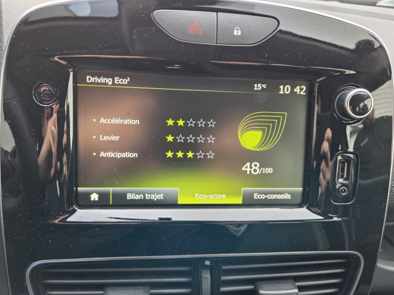 Photo 14 de l'offre de Renault Clio Estate (4) Business dCi 90 à 12990€ chez Carlyss automobiles Vitré
