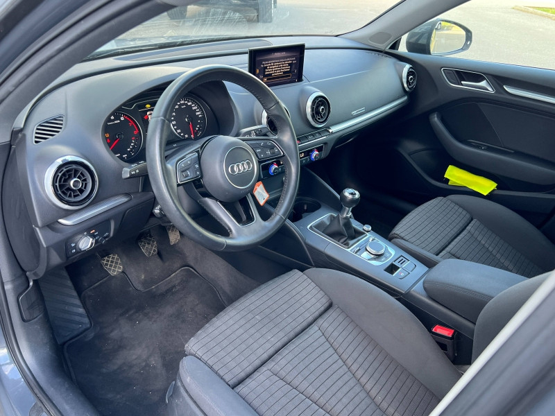 Photo 14 de l'offre de AUDI A3 SPORTBACK 30 TFSI 116ch Sport Euro6d-T à 18900€ chez Dugast automobiles