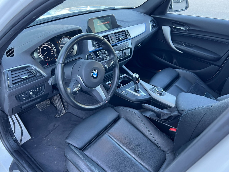 Photo 14 de l'offre de BMW Série 1 118iA 136ch Sport 5p Euro6d-T à 21900€ chez Dugast automobiles