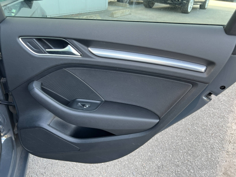 Photo 10 de l'offre de AUDI A3 SPORTBACK 30 TFSI 116ch Sport Euro6d-T à 18900€ chez Dugast automobiles