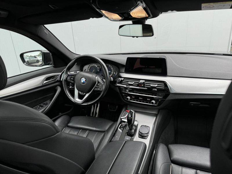 Photo 10 de l'offre de BMW SERIE 5 G30 530d xDrive 265 ch BVA8 M Sport à 31900€ chez Dugast automobiles